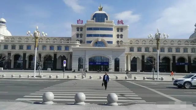 武漢到白城物流專線-武漢至白城貨運公司